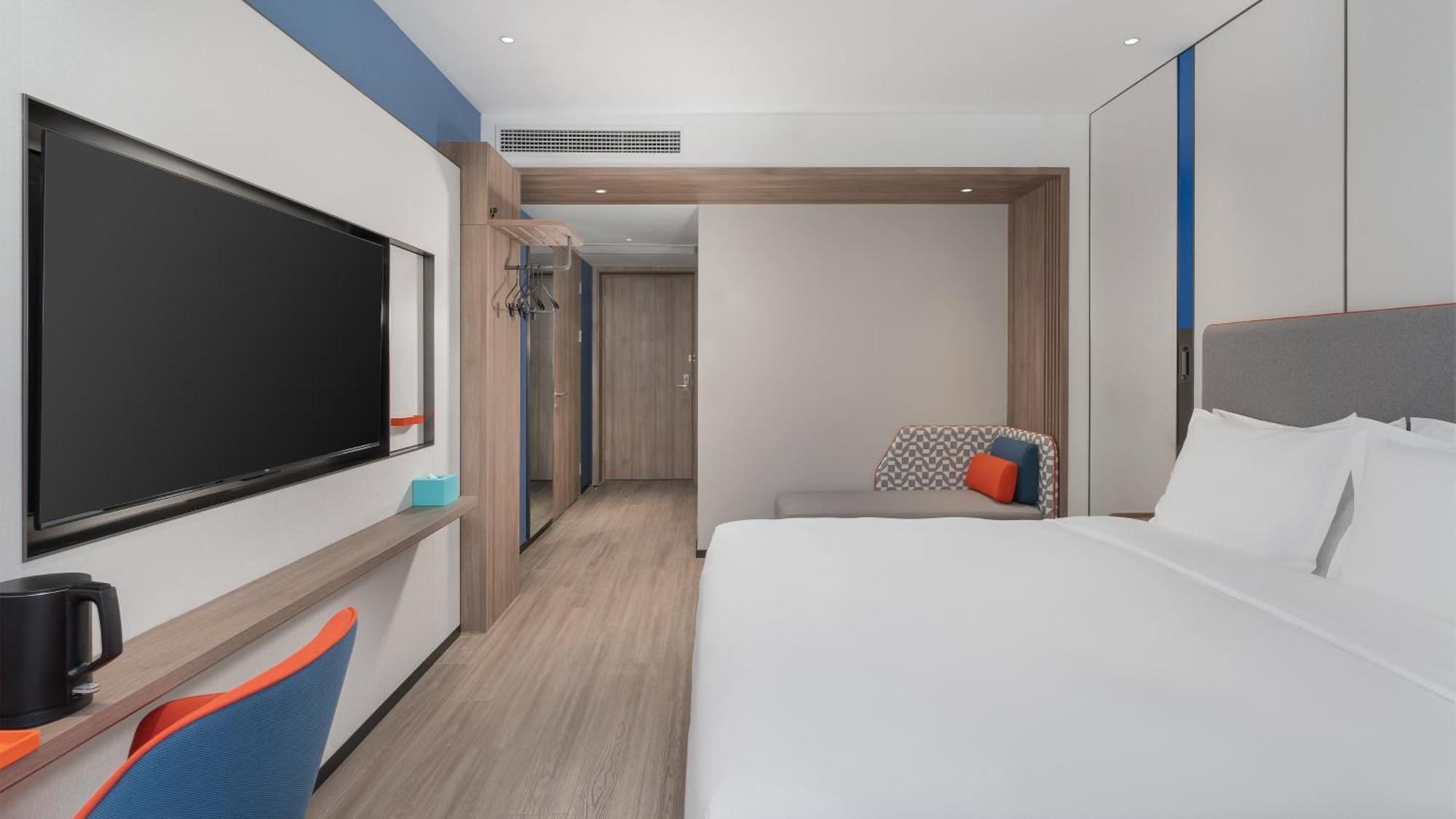 Holiday Inn Express Qingdao Shibei By Ihg Exterior foto