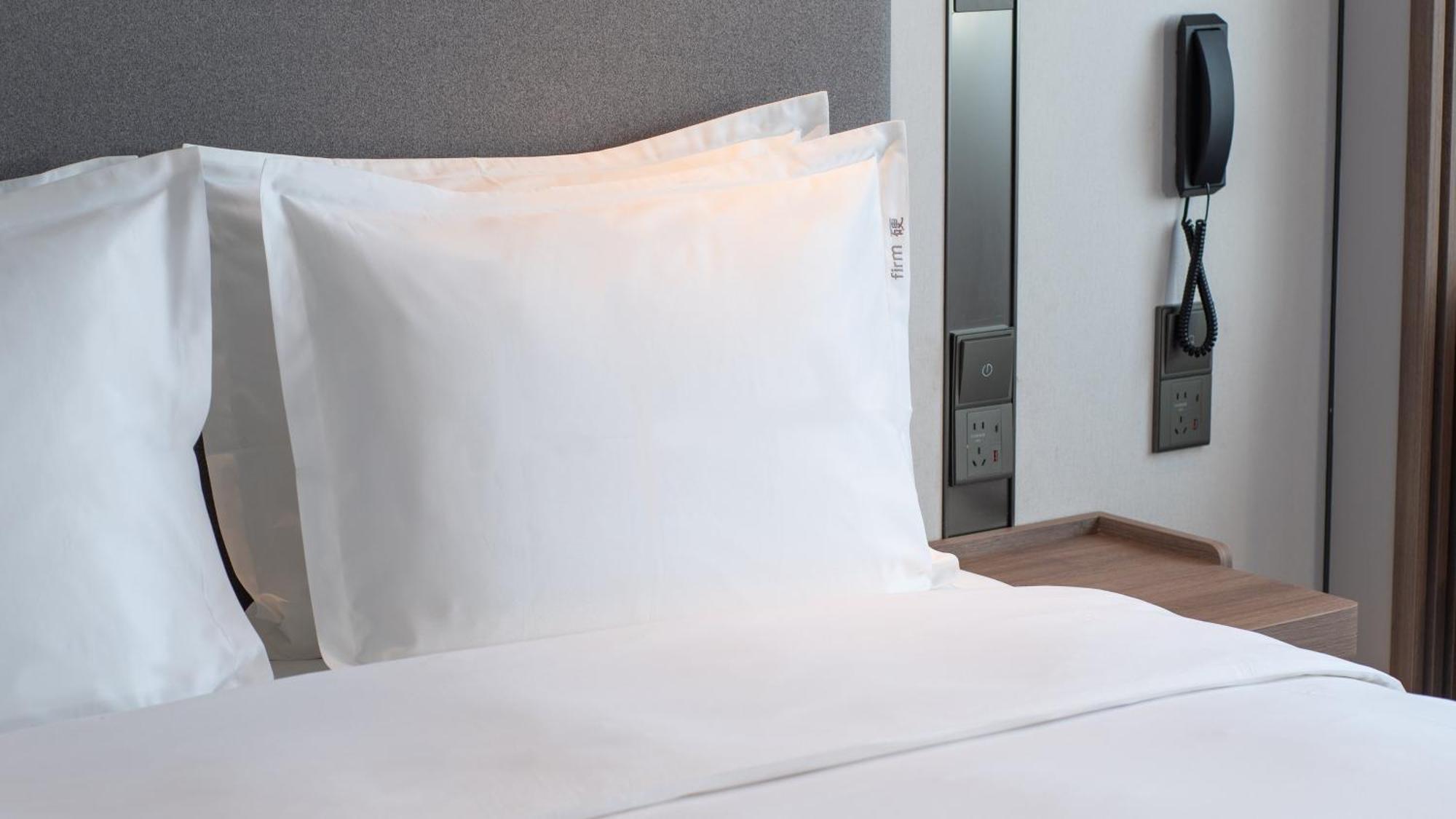 Holiday Inn Express Qingdao Shibei By Ihg Exterior foto