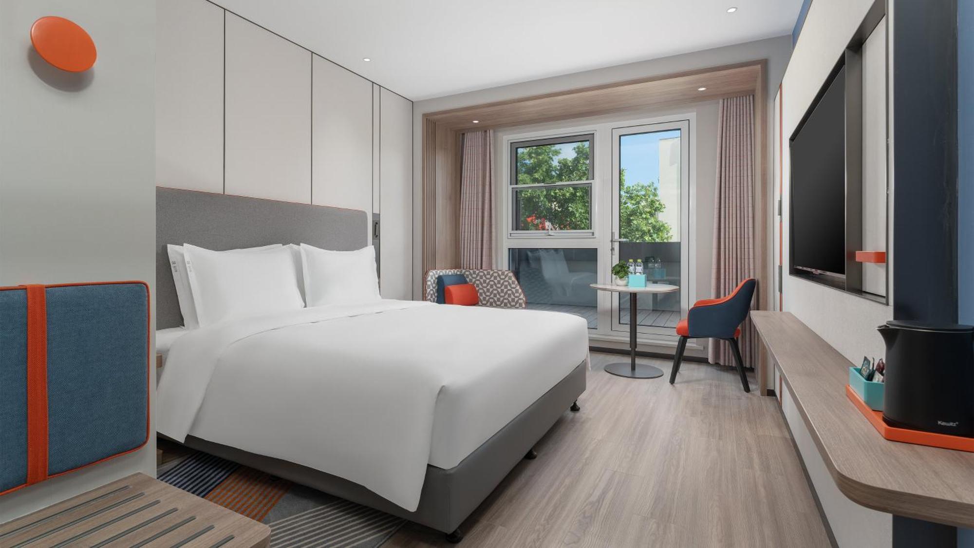 Holiday Inn Express Qingdao Shibei By Ihg Exterior foto