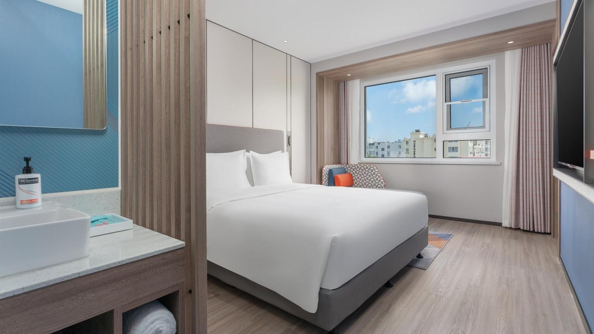 Holiday Inn Express Qingdao Shibei By Ihg Exterior foto