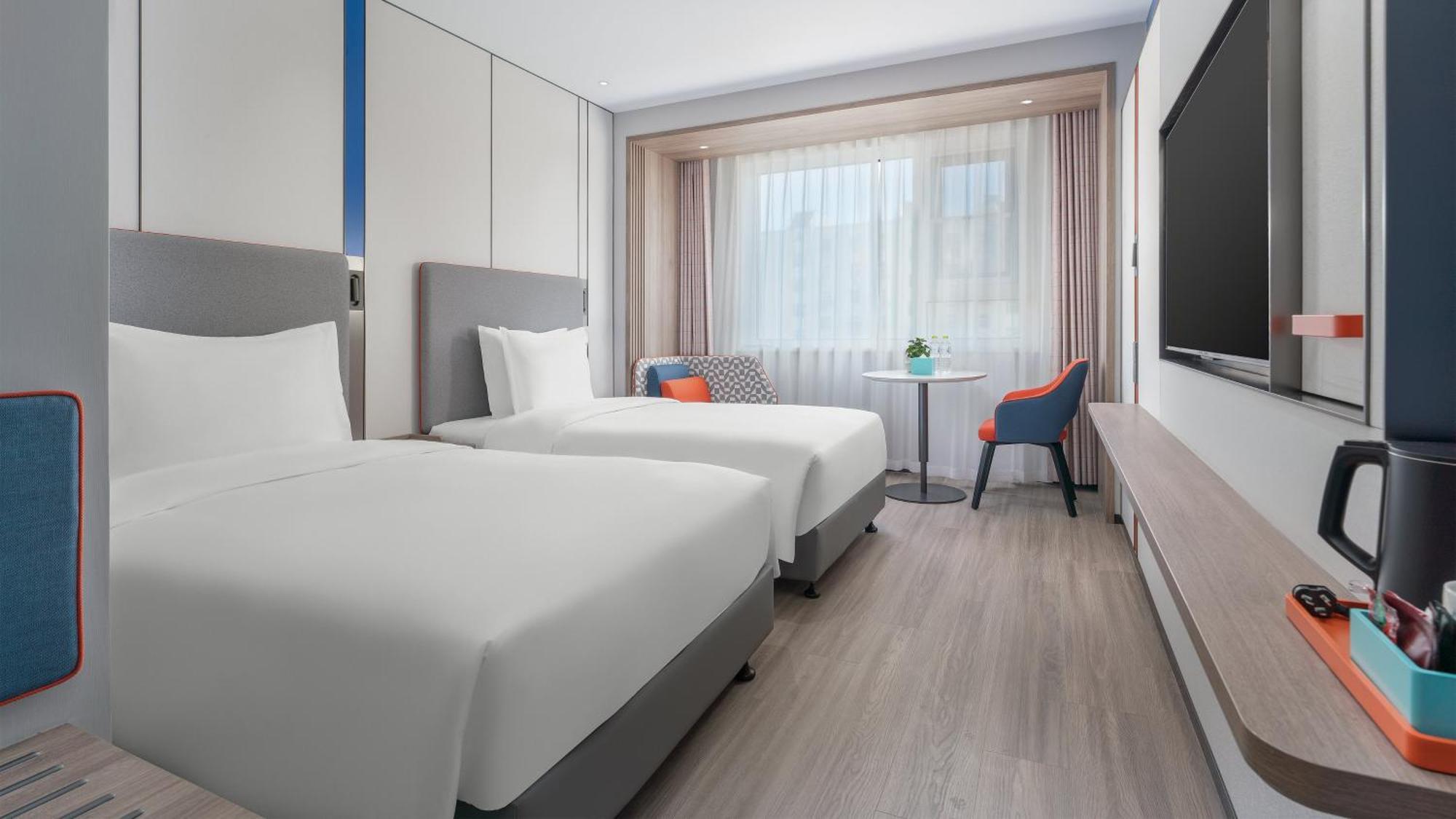Holiday Inn Express Qingdao Shibei By Ihg Exterior foto